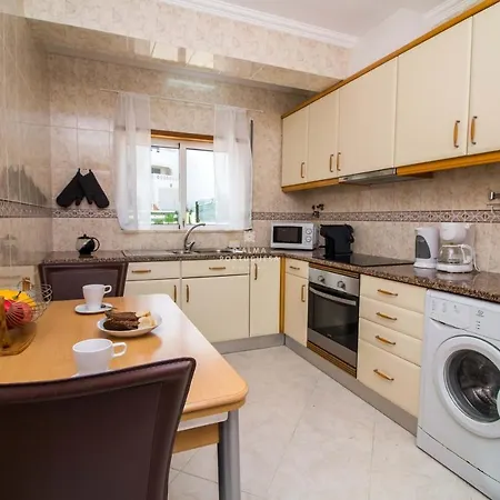 Vale Do Lago - Apartamento C Apartment